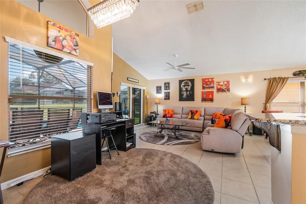 For Sale: $385,000 (4 beds, 2 baths, 1562 Square Feet)