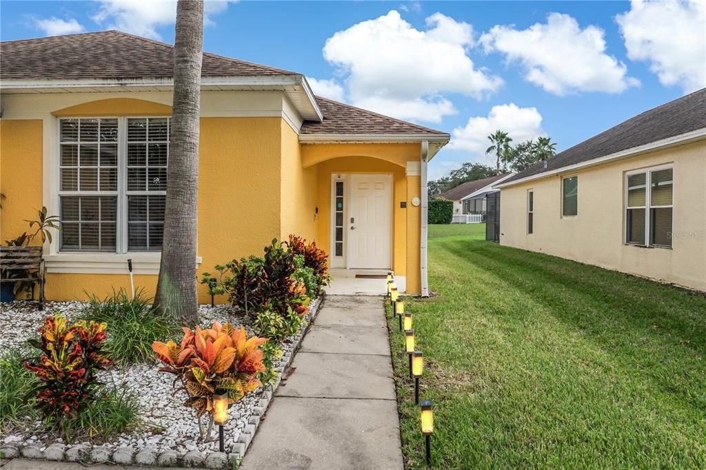 For Sale: $385,000 (4 beds, 2 baths, 1562 Square Feet)