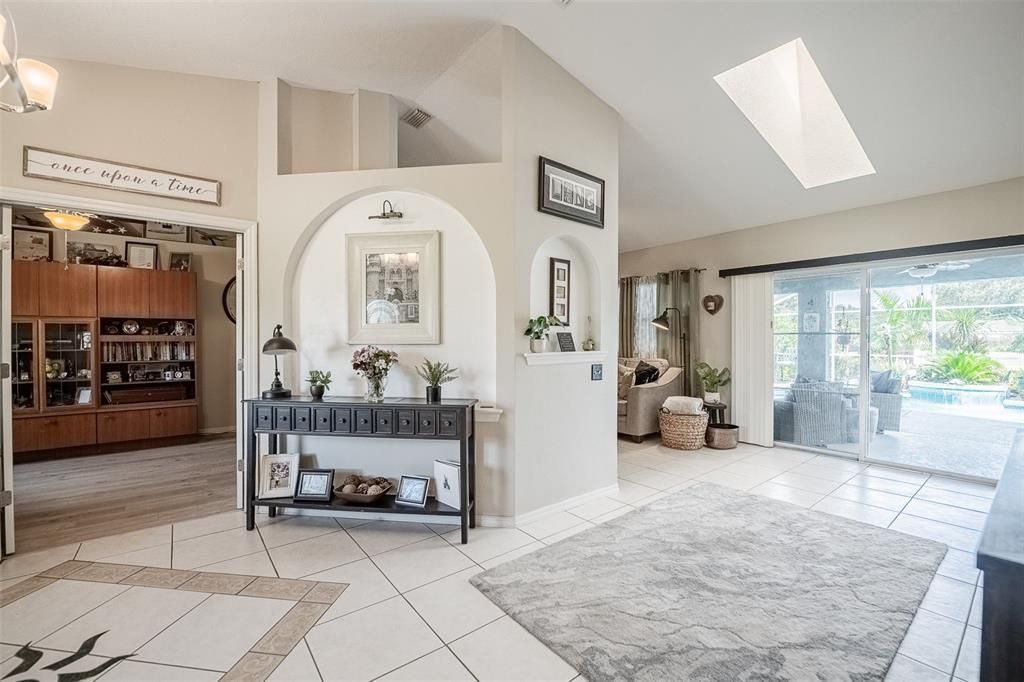 На продажу: $515,000 (3 спален, 2 ванн, 2543 Квадратных фут)