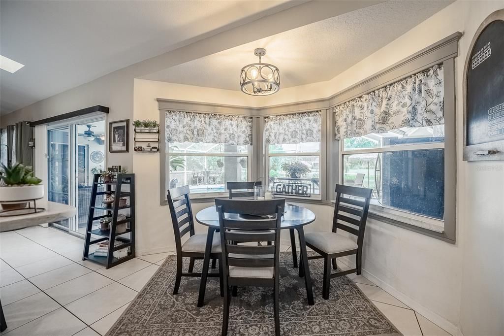 На продажу: $515,000 (3 спален, 2 ванн, 2543 Квадратных фут)