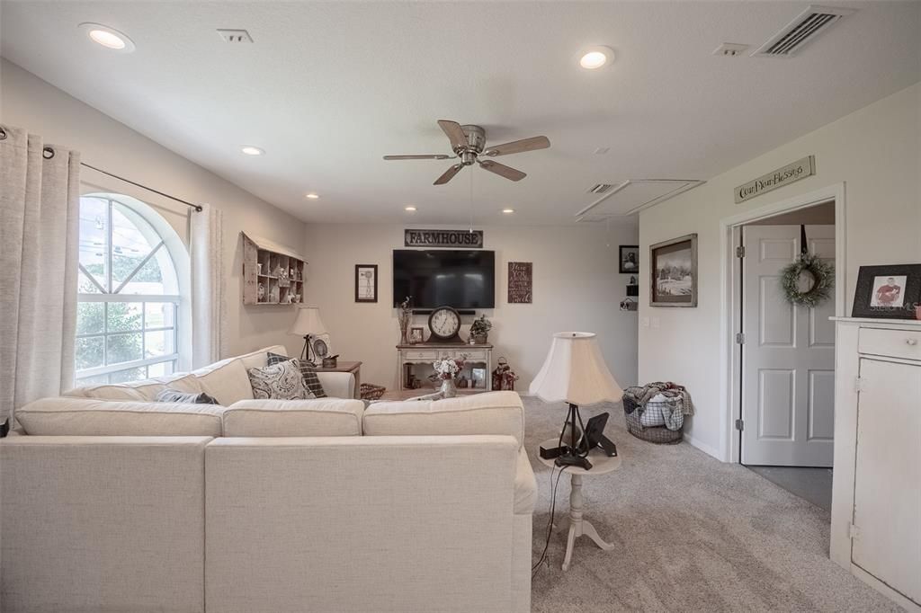 На продажу: $515,000 (3 спален, 2 ванн, 2543 Квадратных фут)