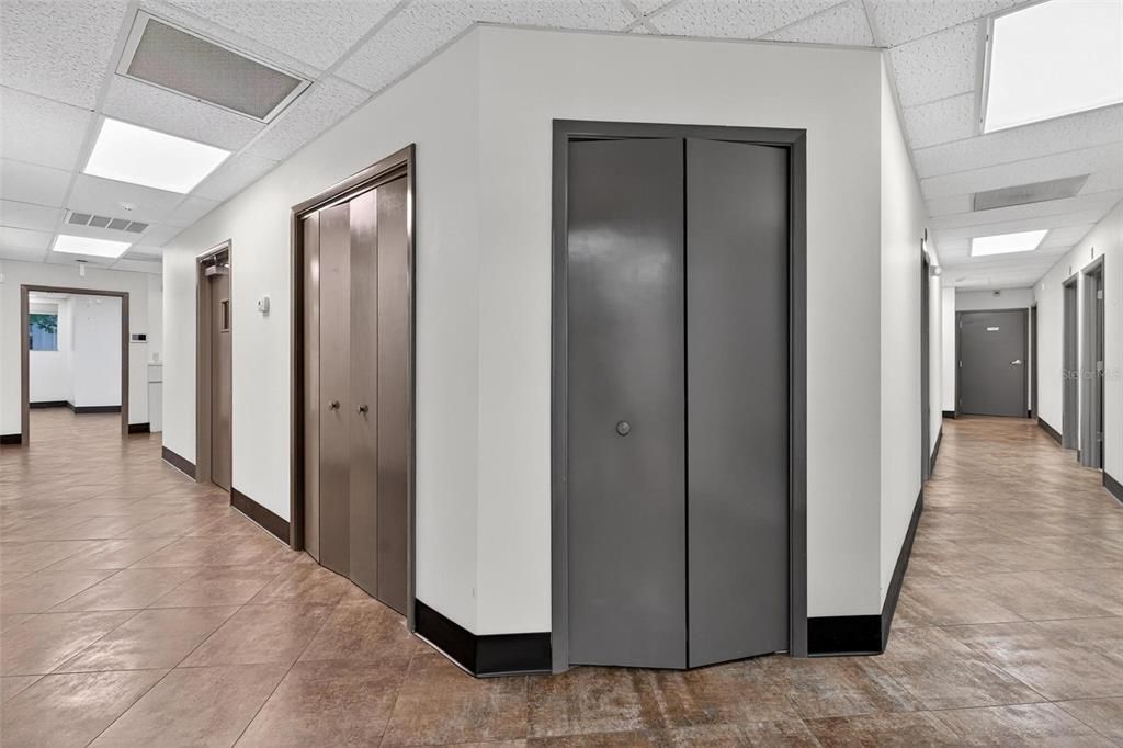 待售: $66,000 (0 贝兹, 0 浴室, 4065 平方英尺)