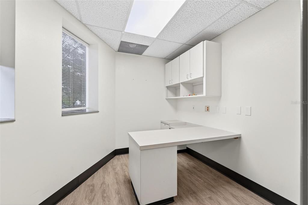 待售: $66,000 (0 贝兹, 0 浴室, 4065 平方英尺)