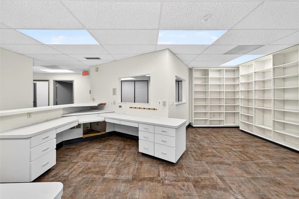 待售: $66,000 (0 贝兹, 0 浴室, 4065 平方英尺)