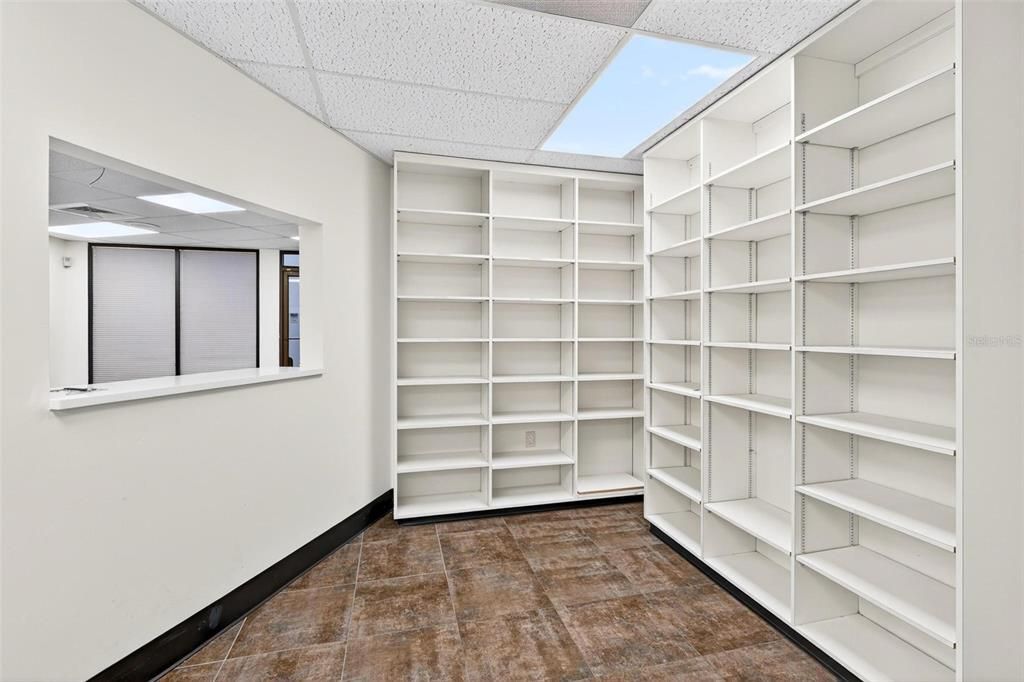 待售: $66,000 (0 贝兹, 0 浴室, 4065 平方英尺)