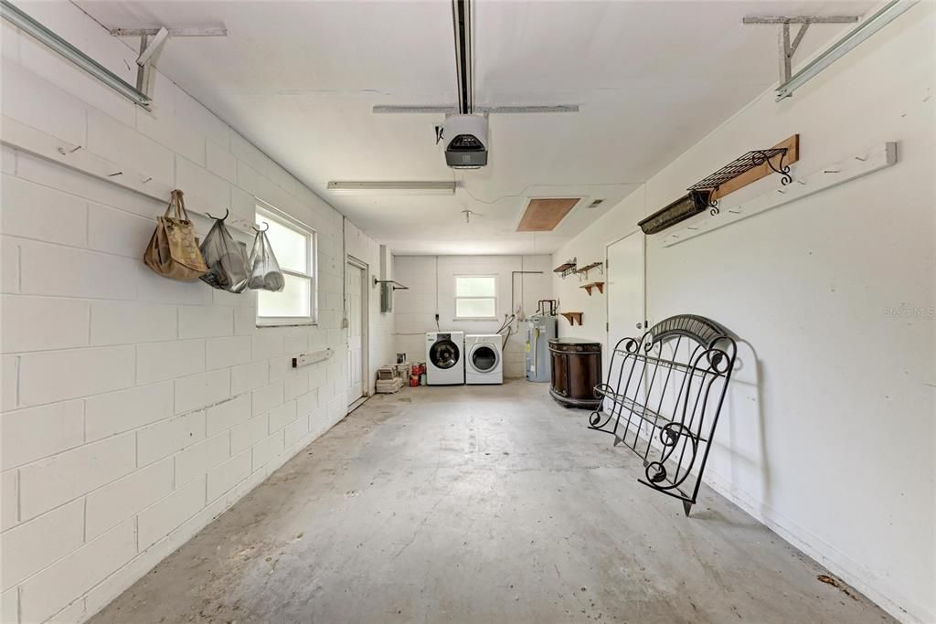 En Venta: $300,000 (3 camas, 1 baños, 1000 Pies cuadrados)