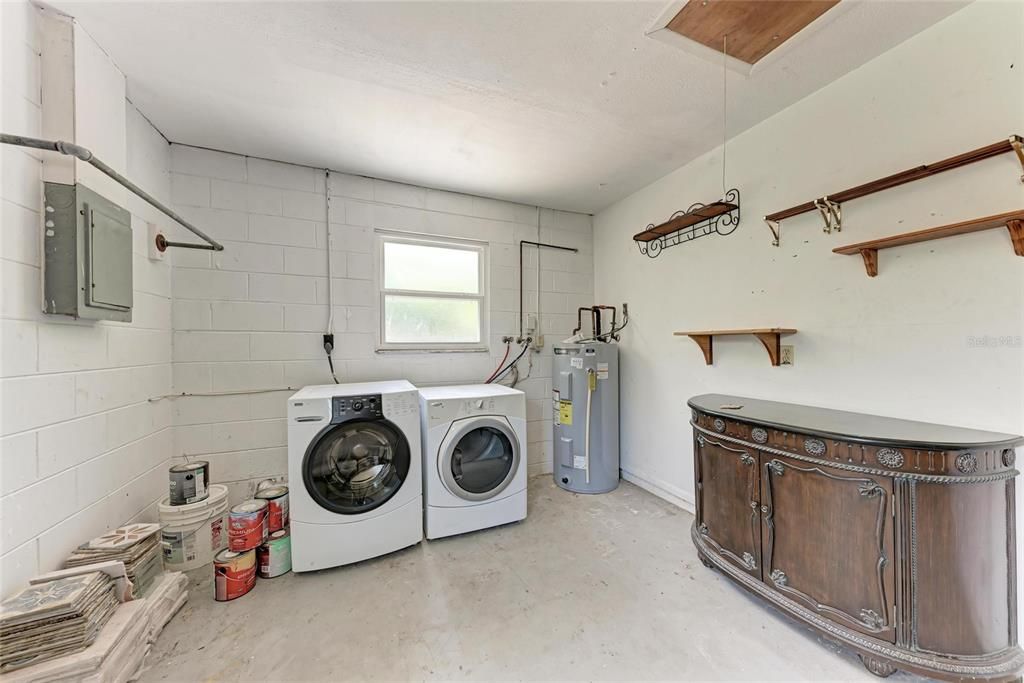 En Venta: $300,000 (3 camas, 1 baños, 1000 Pies cuadrados)