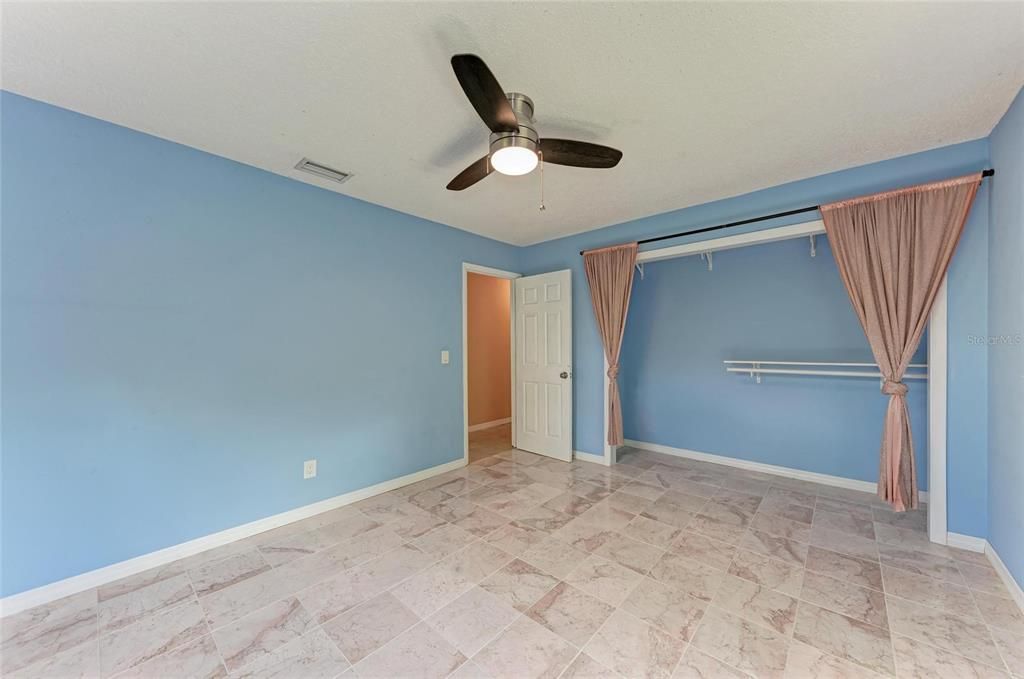 En Venta: $300,000 (3 camas, 1 baños, 1000 Pies cuadrados)