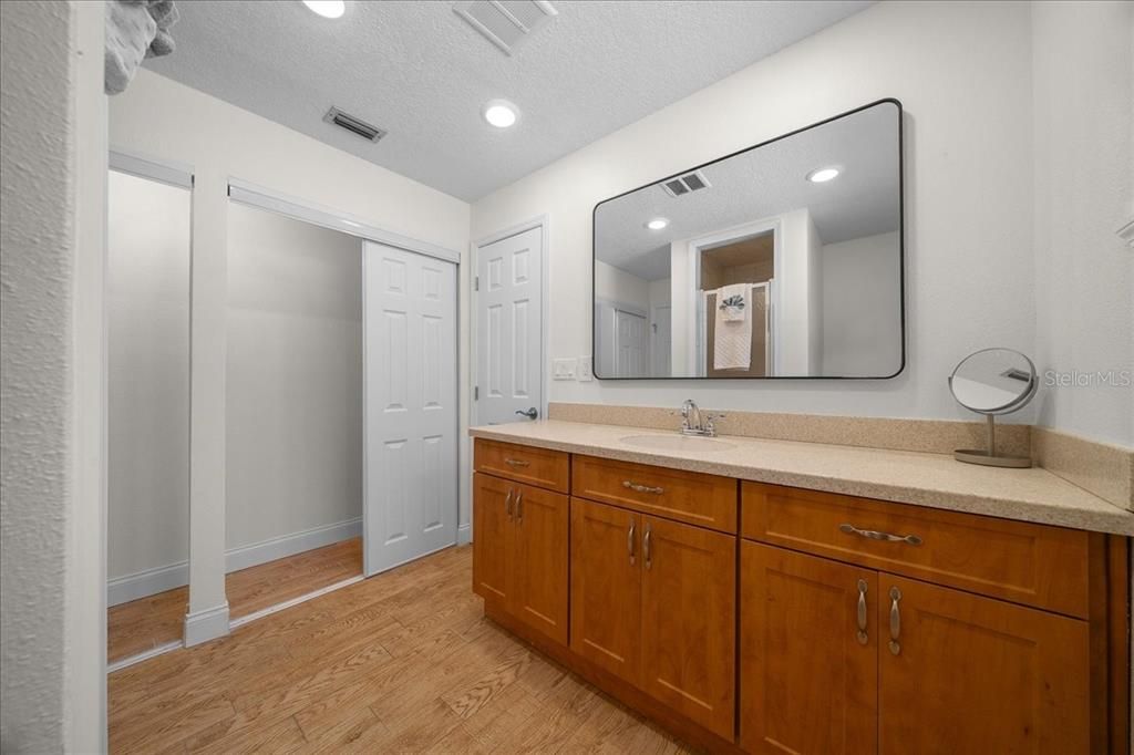 For Sale: $750,000 (3 beds, 2 baths, 1848 Square Feet)