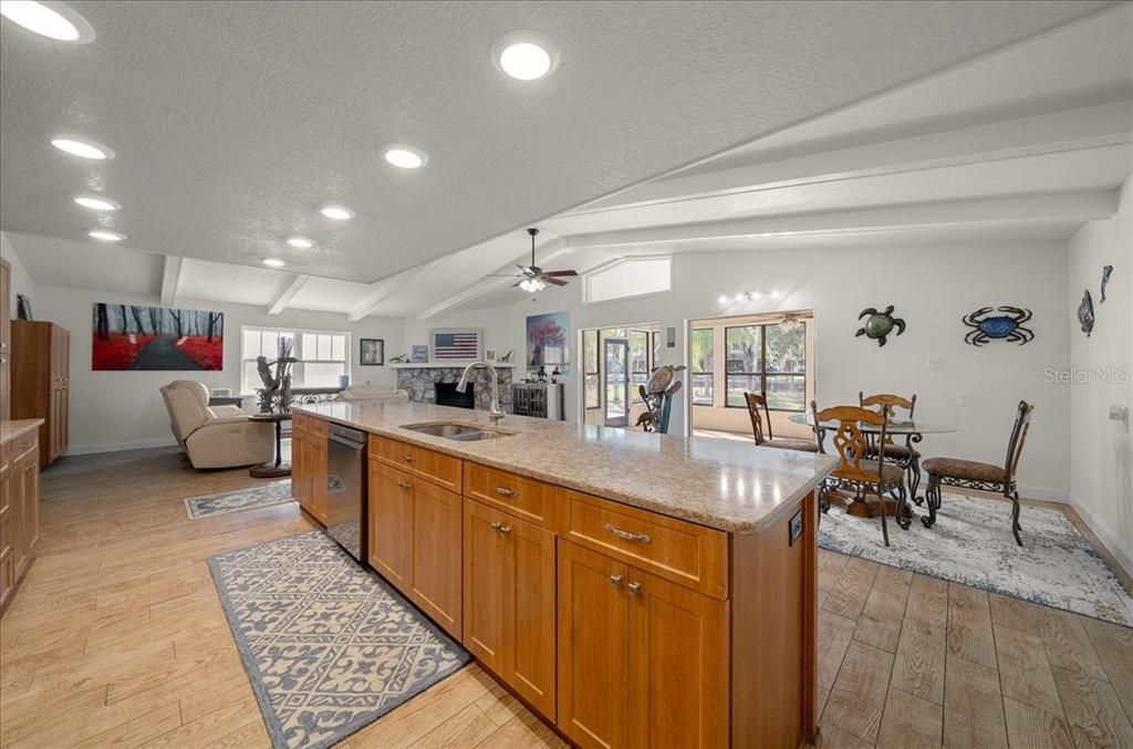 For Sale: $750,000 (3 beds, 2 baths, 1848 Square Feet)