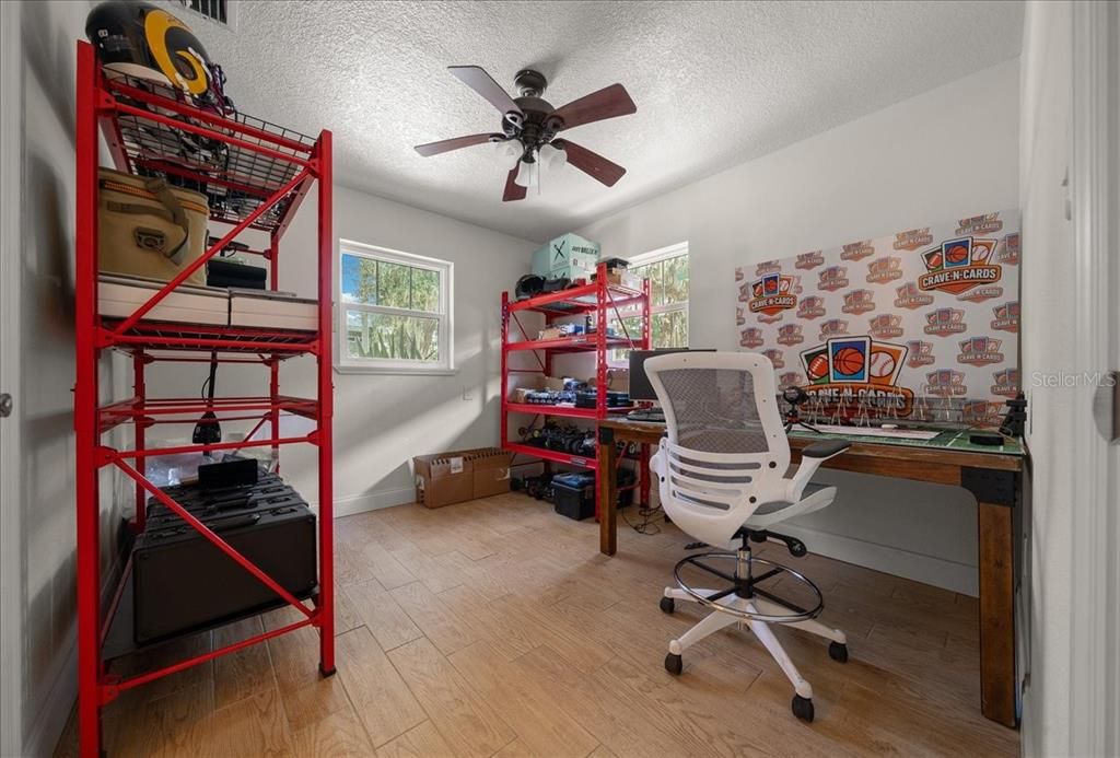 For Sale: $750,000 (3 beds, 2 baths, 1848 Square Feet)