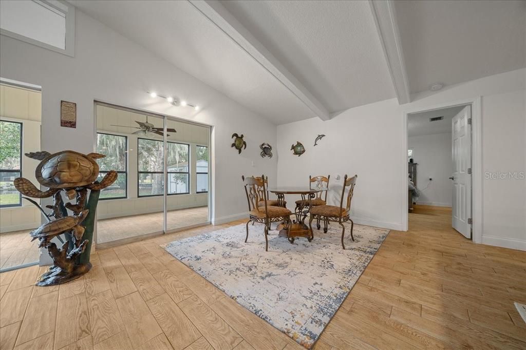 For Sale: $750,000 (3 beds, 2 baths, 1848 Square Feet)