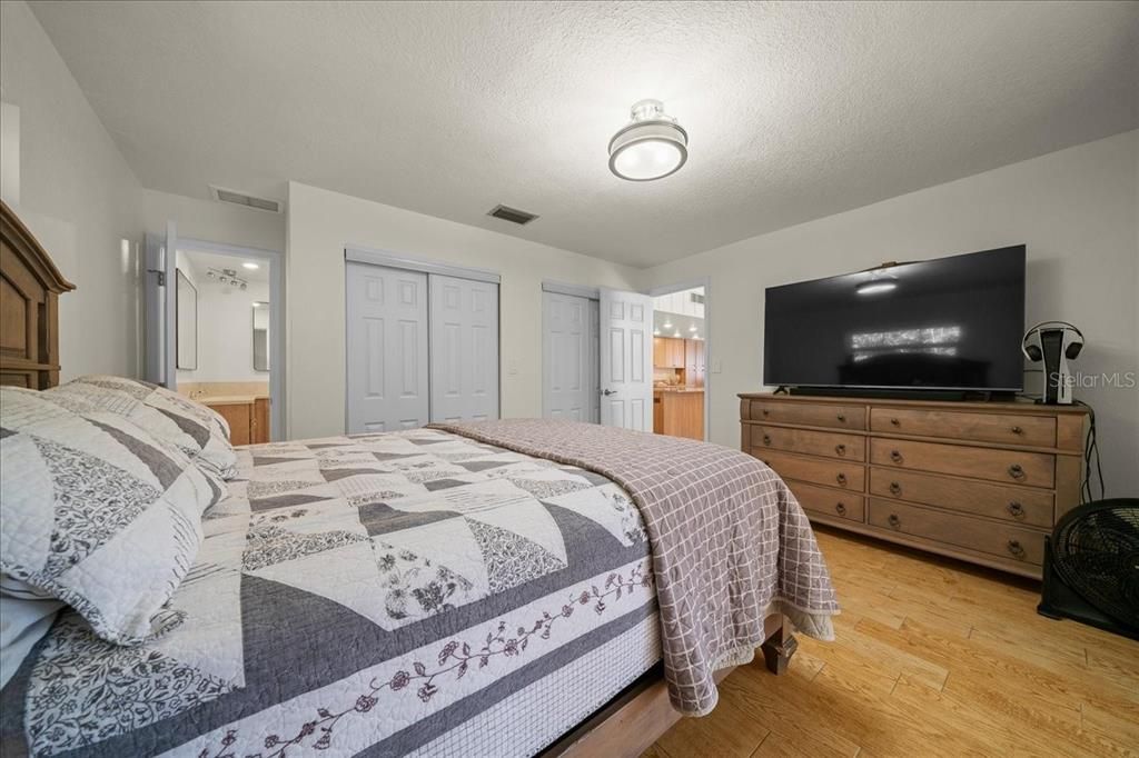 For Sale: $750,000 (3 beds, 2 baths, 1848 Square Feet)