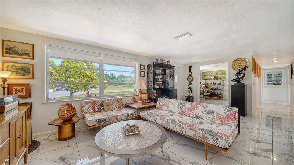 For Rent: $5,500 (2 beds, 2 baths, 1581 Square Feet)