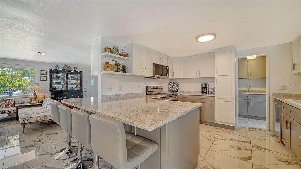 For Rent: $5,500 (2 beds, 2 baths, 1581 Square Feet)