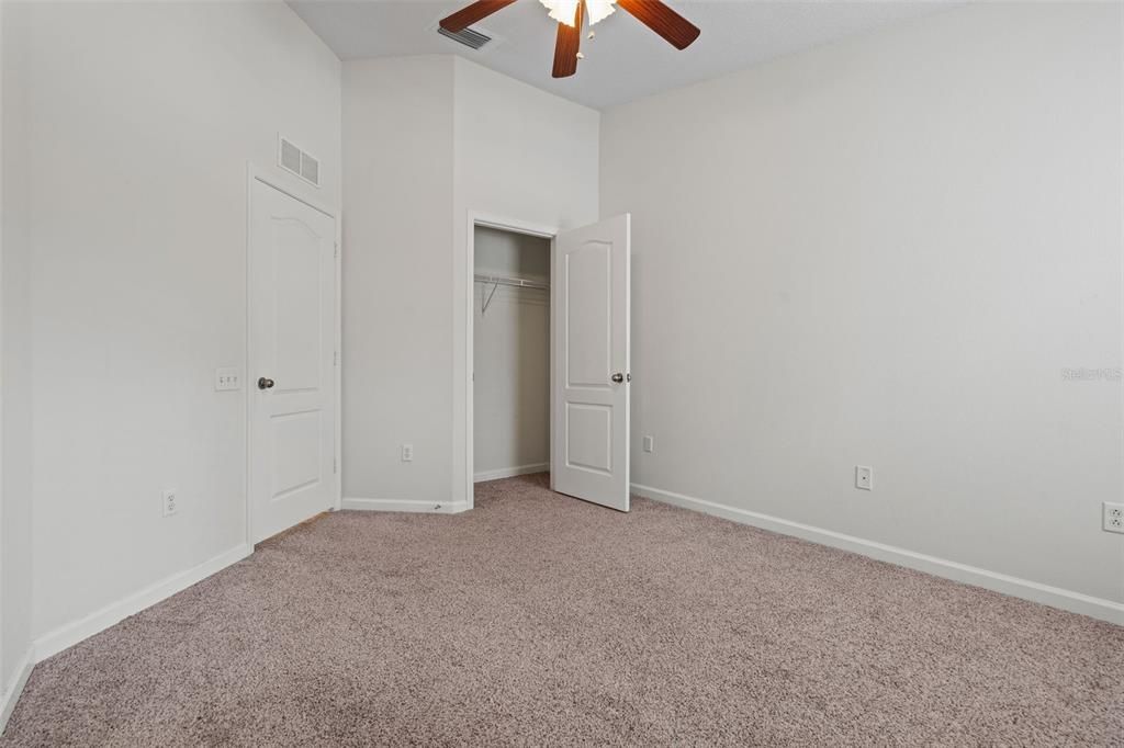 For Sale: $249,950 (3 beds, 2 baths, 1644 Square Feet)