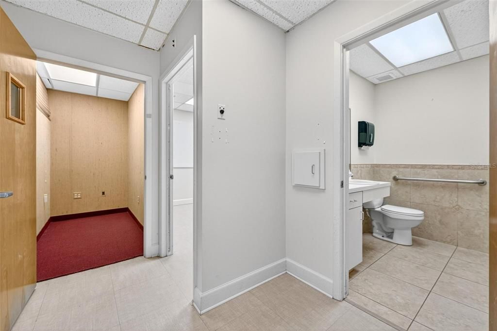 待售: $54,000 (0 贝兹, 0 浴室, 3448 平方英尺)