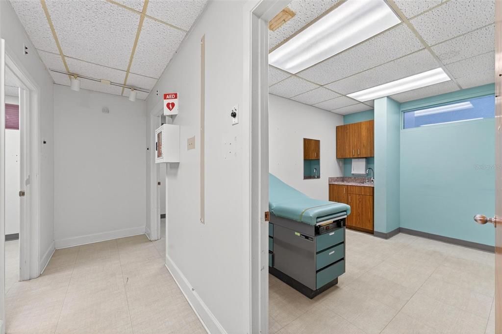 待售: $54,000 (0 贝兹, 0 浴室, 3448 平方英尺)