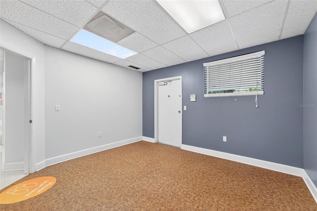 待售: $54,000 (0 贝兹, 0 浴室, 3448 平方英尺)