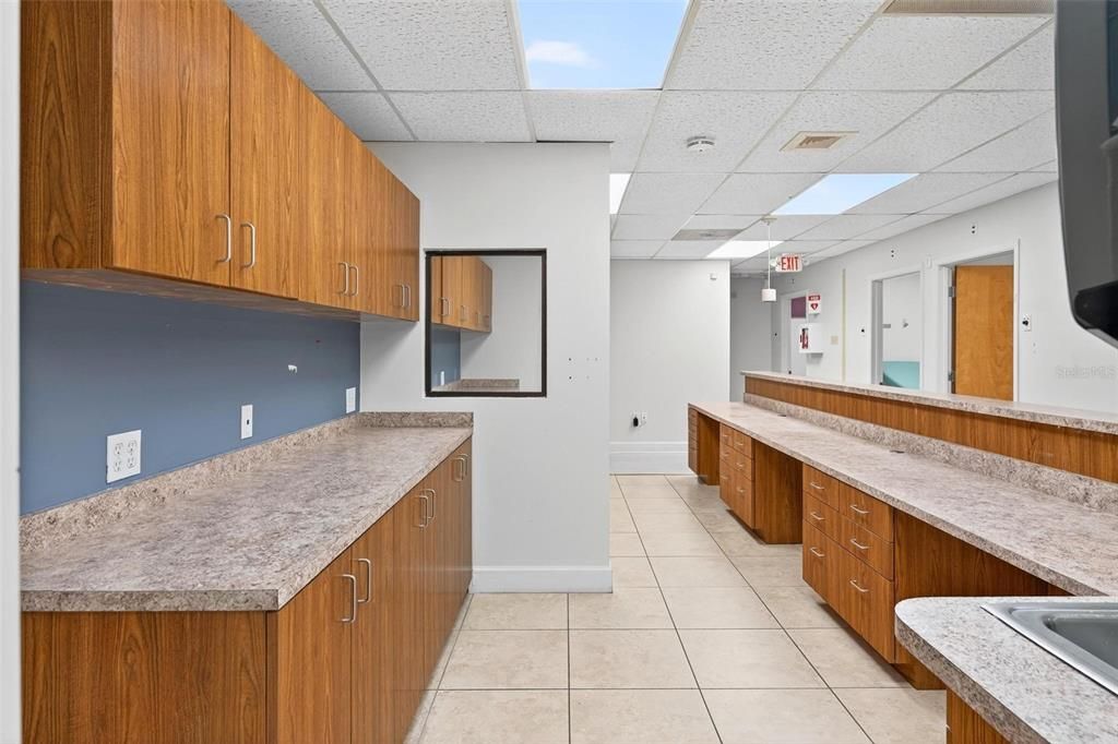 待售: $54,000 (0 贝兹, 0 浴室, 3448 平方英尺)