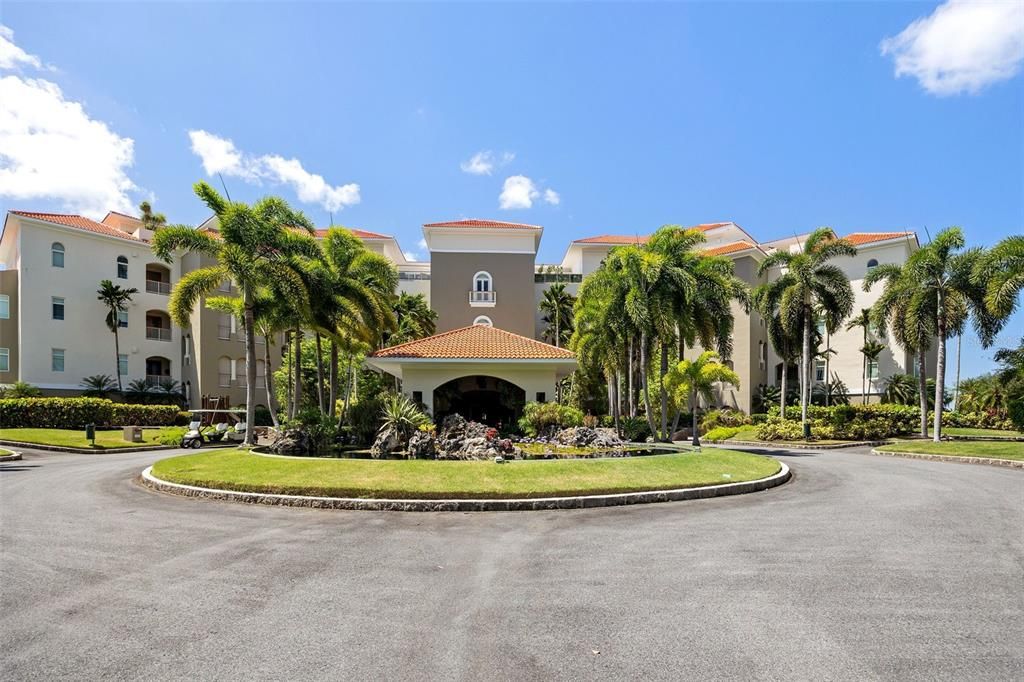 Recently Sold: $3,295,000 (3 beds, 3 baths, 2339 Square Feet)