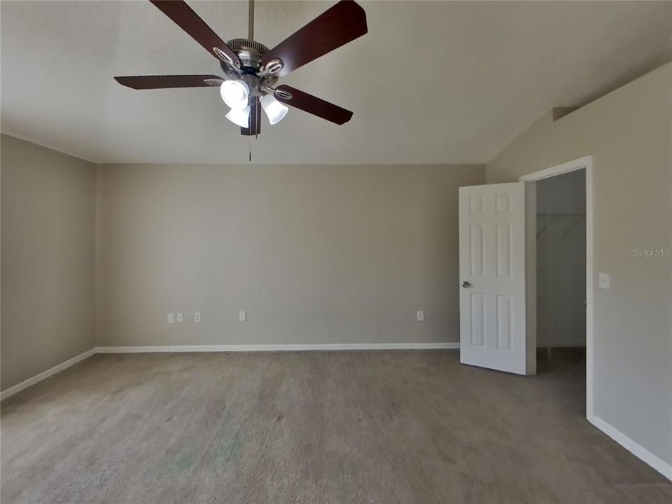 Active With Contract: $1,669 (3 beds, 2 baths, 1460 Square Feet)