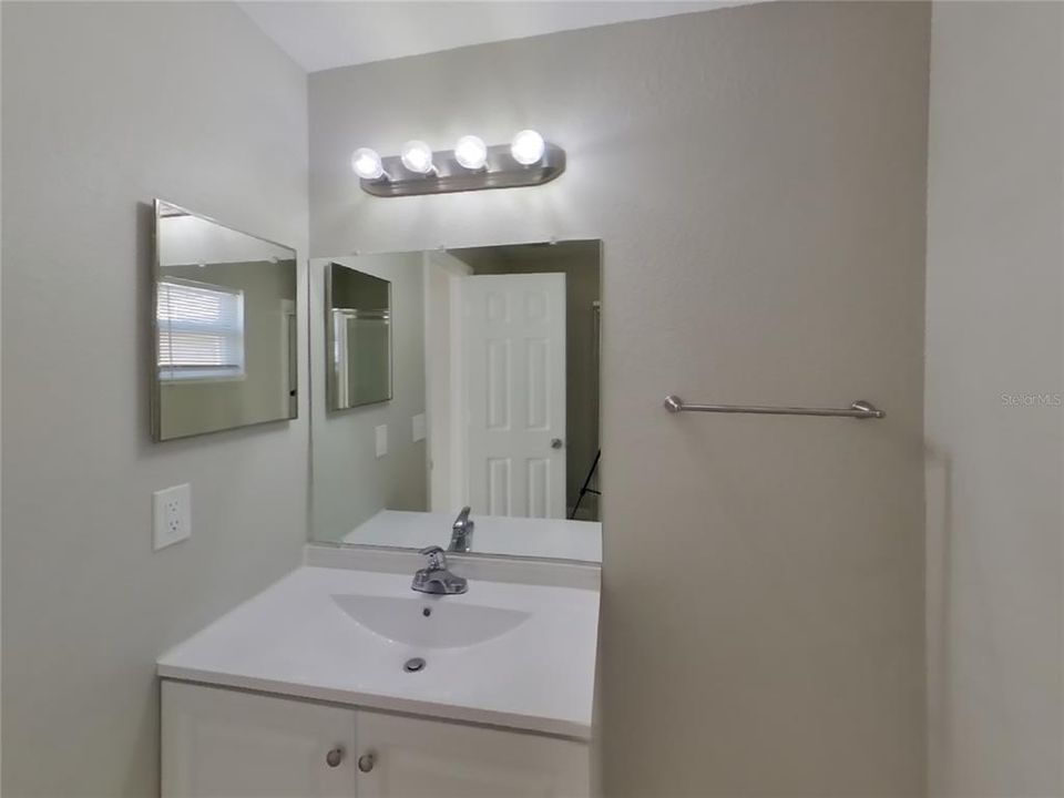 Active With Contract: $1,669 (3 beds, 2 baths, 1460 Square Feet)