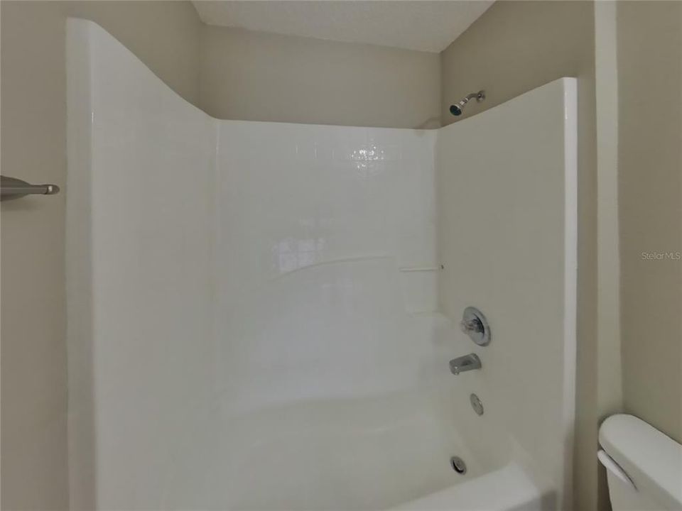 Active With Contract: $1,669 (3 beds, 2 baths, 1460 Square Feet)