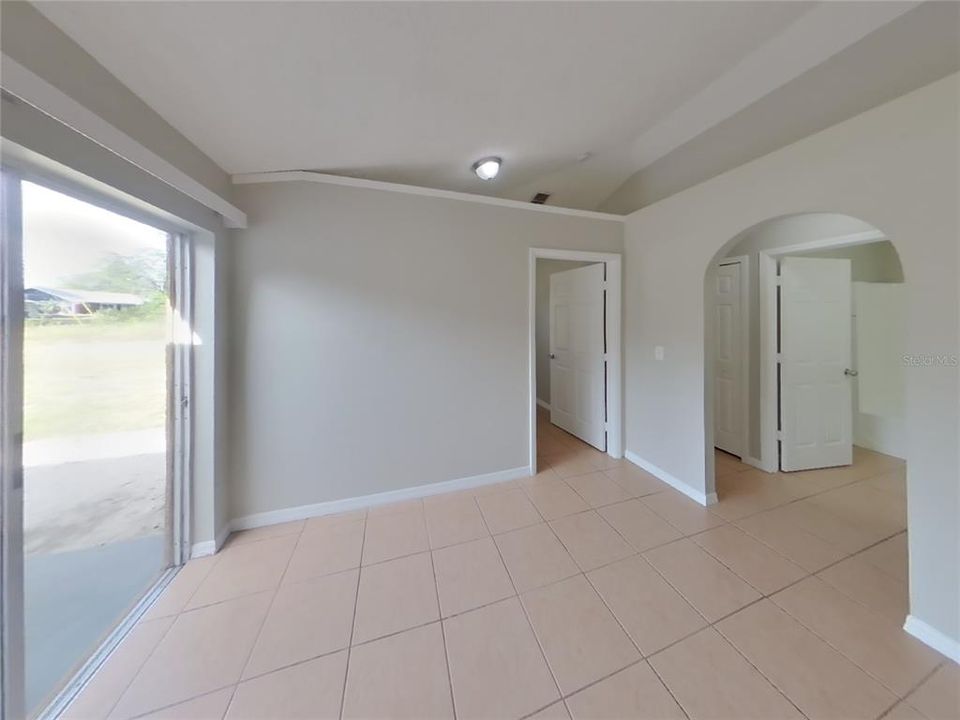 Active With Contract: $1,669 (3 beds, 2 baths, 1460 Square Feet)