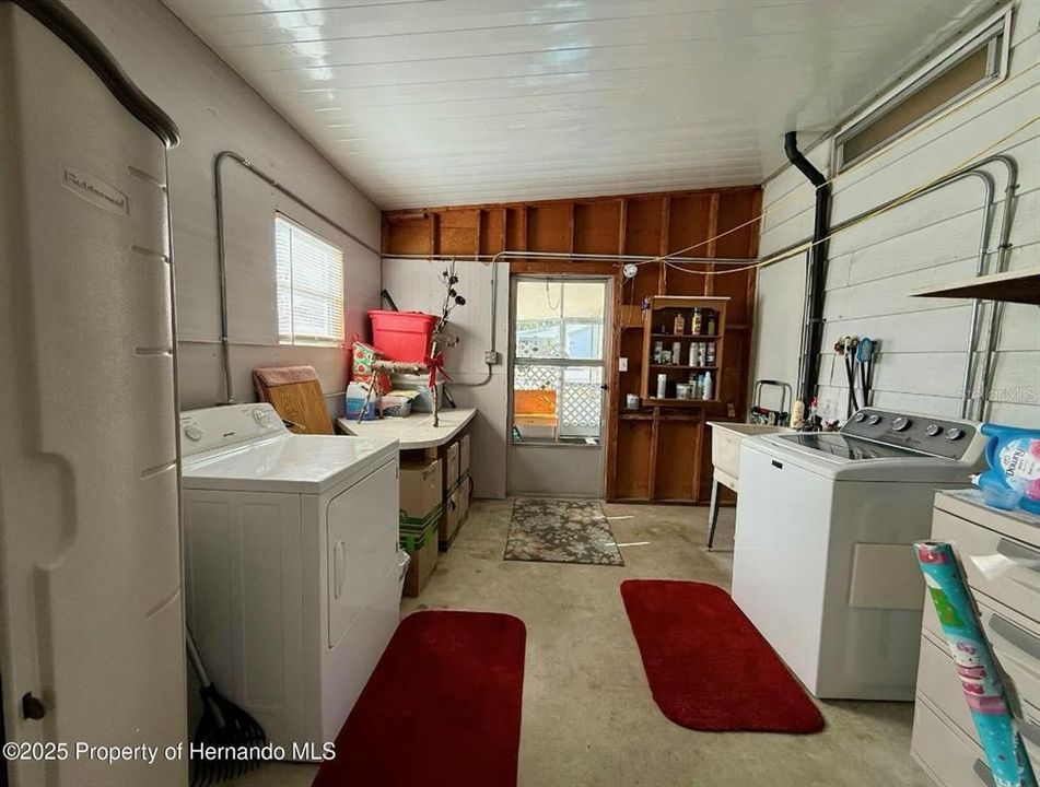 Под контрактом: $164,900 (2 спален, 2 ванн, 1152 Квадратных фут)