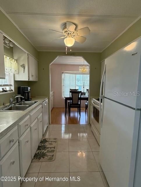 Под контрактом: $164,900 (2 спален, 2 ванн, 1152 Квадратных фут)