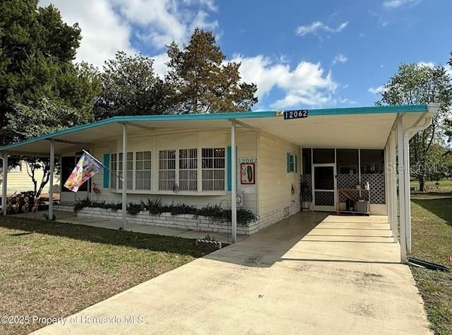 Под контрактом: $164,900 (2 спален, 2 ванн, 1152 Квадратных фут)