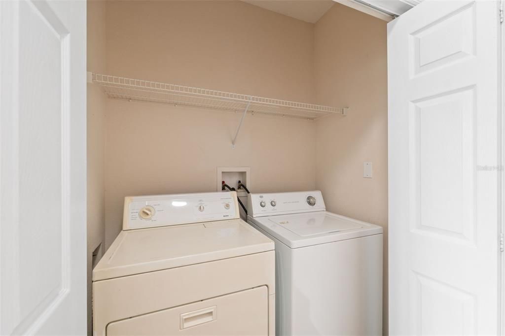 Под контрактом: $169,000 (1 спален, 1 ванн, 732 Квадратных фут)