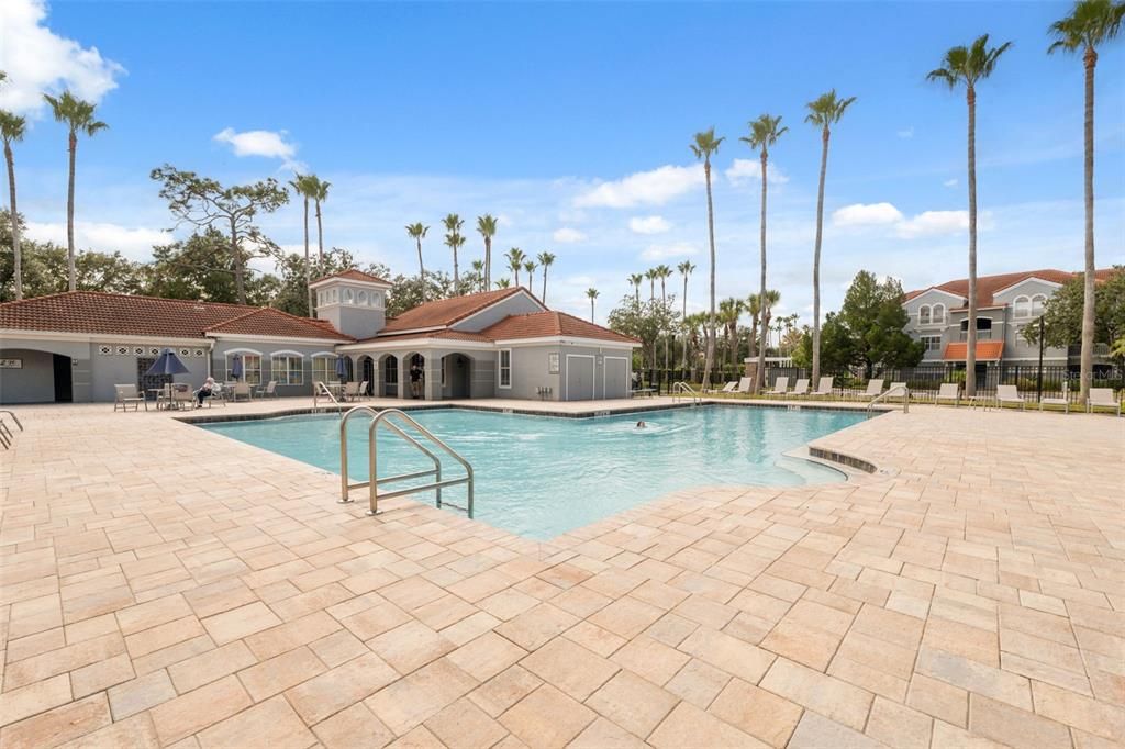 Под контрактом: $169,000 (1 спален, 1 ванн, 732 Квадратных фут)