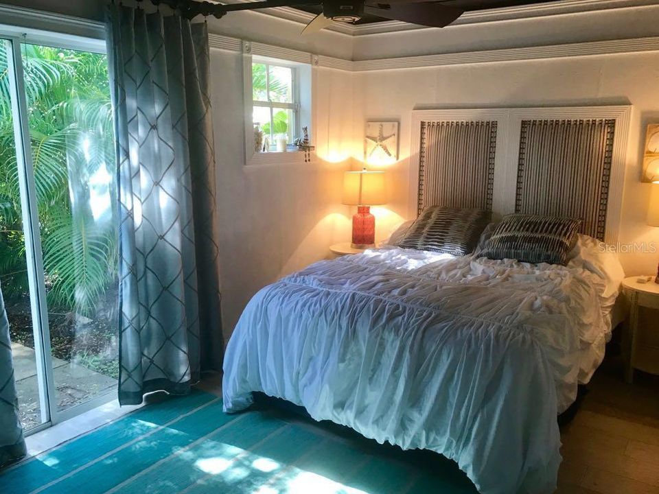 For Rent: $2,800 (3 beds, 2 baths, 1718 Square Feet)