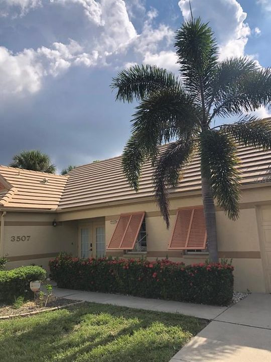 For Rent: $2,800 (3 beds, 2 baths, 1718 Square Feet)