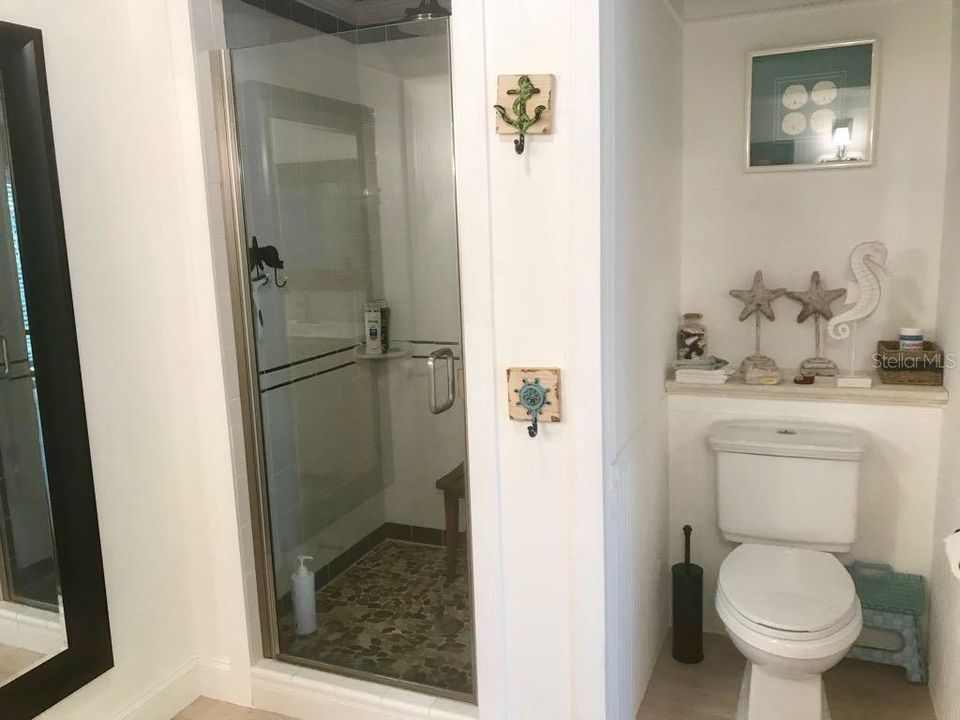 For Rent: $2,800 (3 beds, 2 baths, 1718 Square Feet)