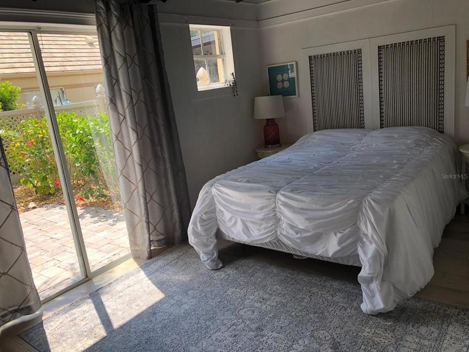 For Rent: $2,800 (3 beds, 2 baths, 1718 Square Feet)