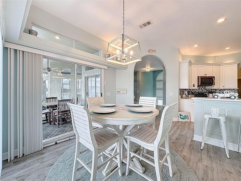 For Sale: $1,200,000 (3 beds, 3 baths, 2527 Square Feet)