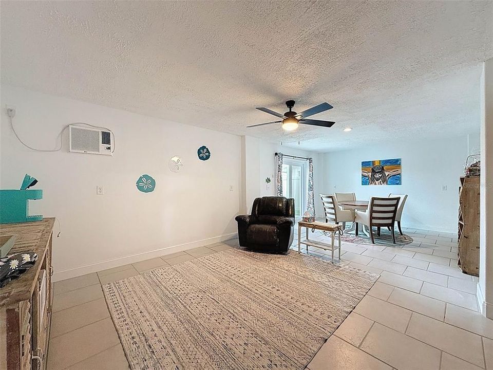 For Sale: $1,200,000 (3 beds, 3 baths, 2527 Square Feet)