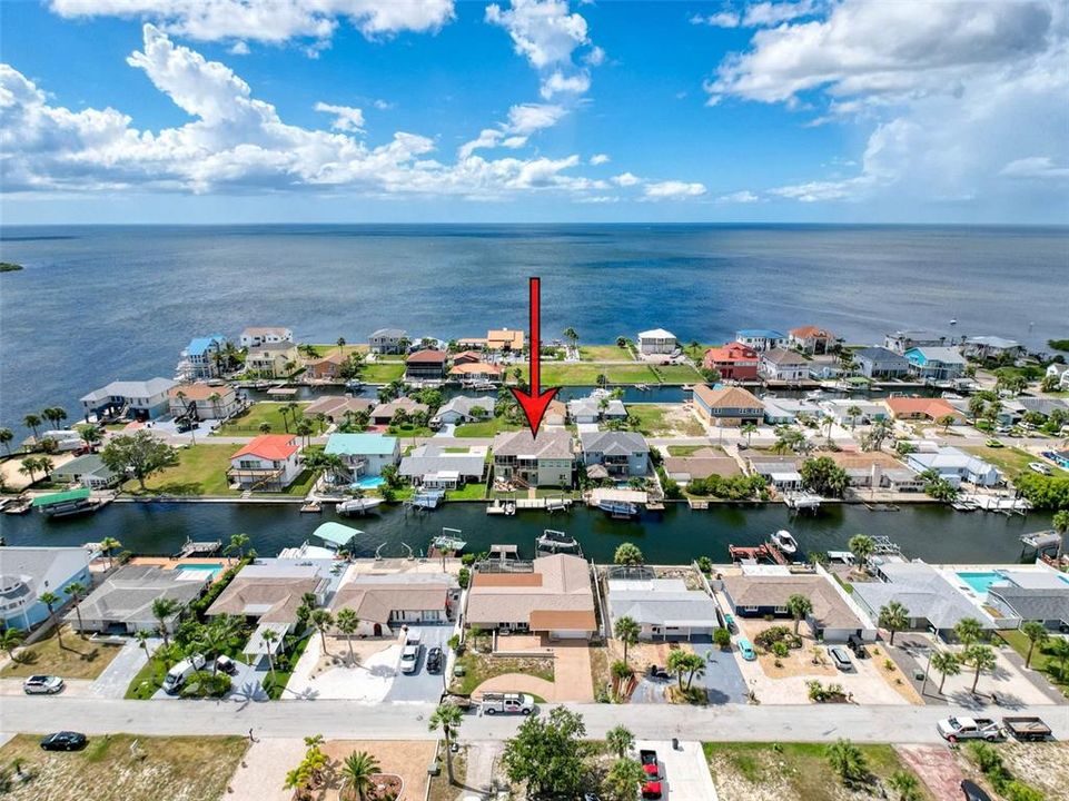 For Sale: $1,200,000 (3 beds, 3 baths, 2527 Square Feet)