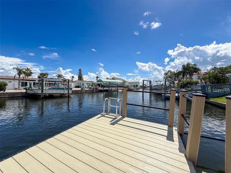 For Sale: $1,200,000 (3 beds, 3 baths, 2527 Square Feet)