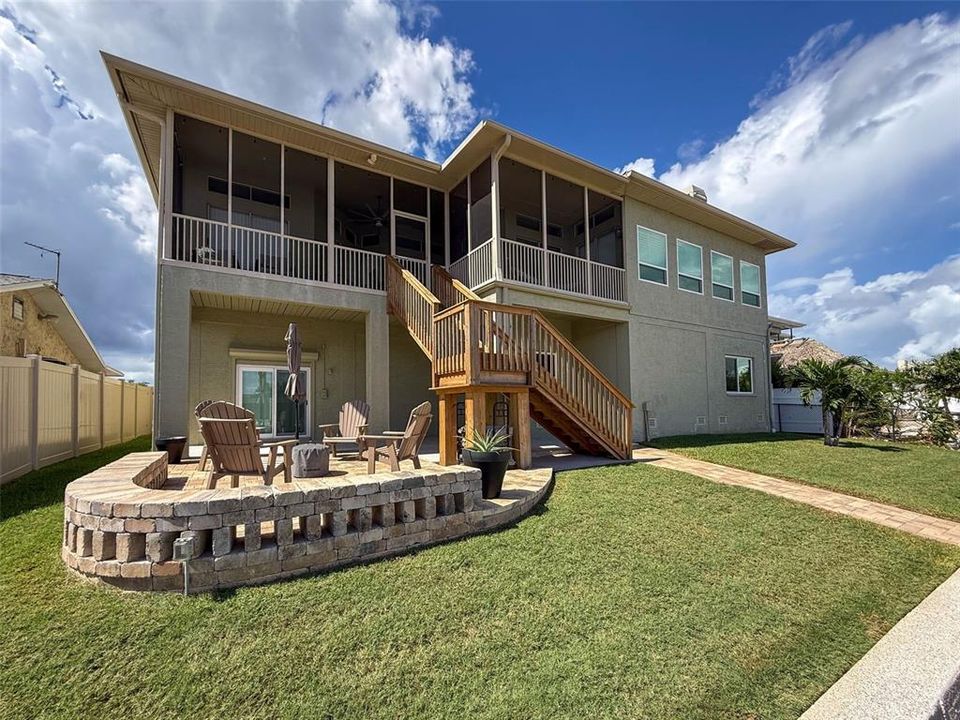 For Sale: $1,200,000 (3 beds, 3 baths, 2527 Square Feet)