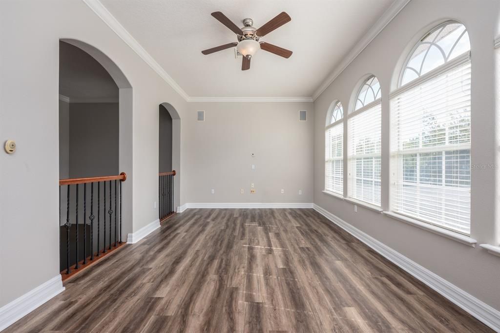 На продажу: $775,000 (5 спален, 4 ванн, 3570 Квадратных фут)