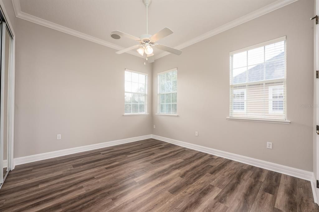 На продажу: $775,000 (5 спален, 4 ванн, 3570 Квадратных фут)