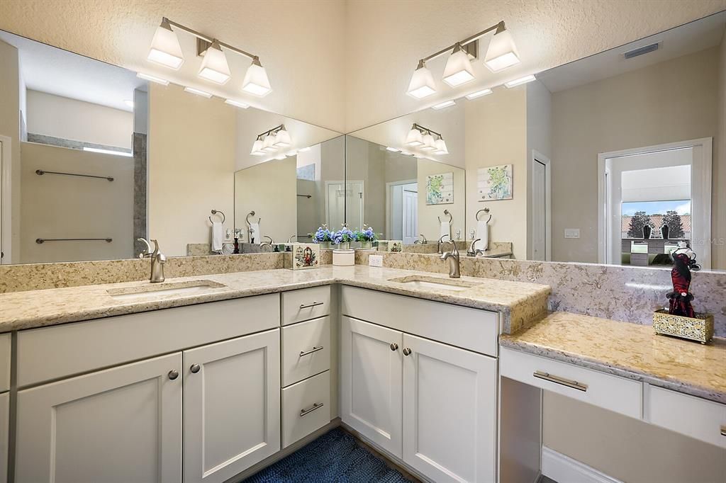 Active With Contract: $470,000 (3 beds, 2 baths, 2296 Square Feet)