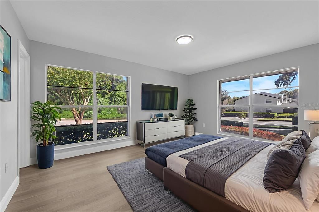 For Sale: $250,000 (2 beds, 2 baths, 1087 Square Feet)