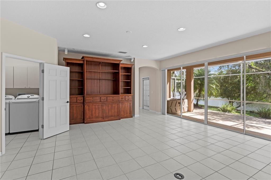 For Sale: $649,000 (4 beds, 4 baths, 3312 Square Feet)