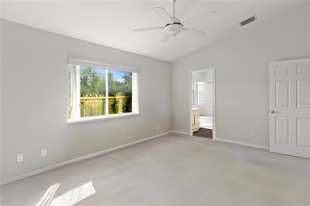 For Sale: $649,000 (4 beds, 4 baths, 3312 Square Feet)