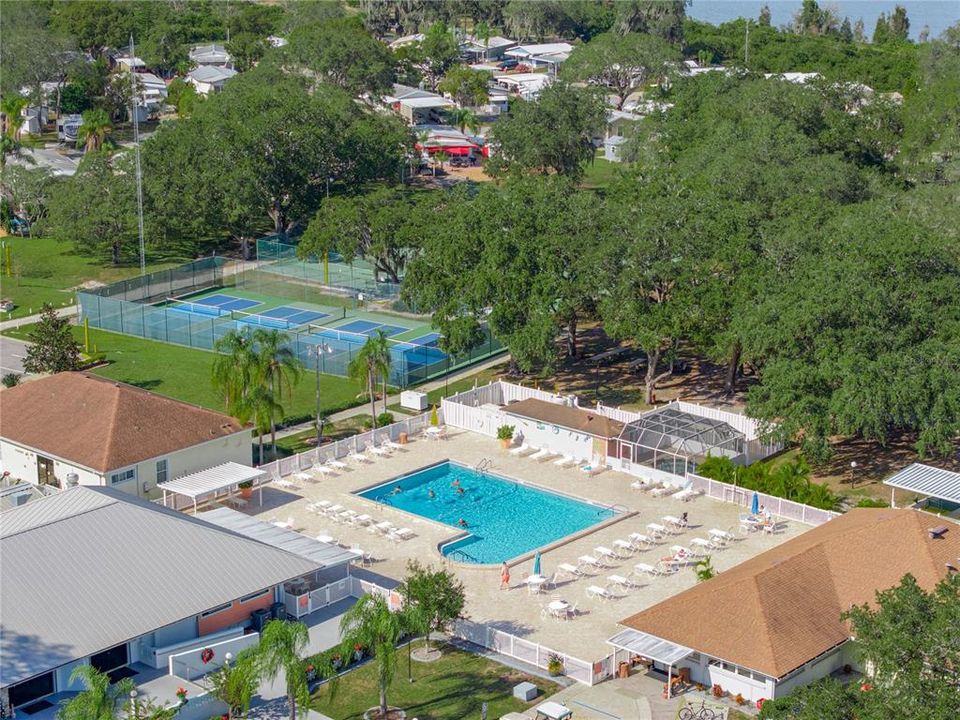 待售: $170,000 (1 贝兹, 2 浴室, 1080 平方英尺)